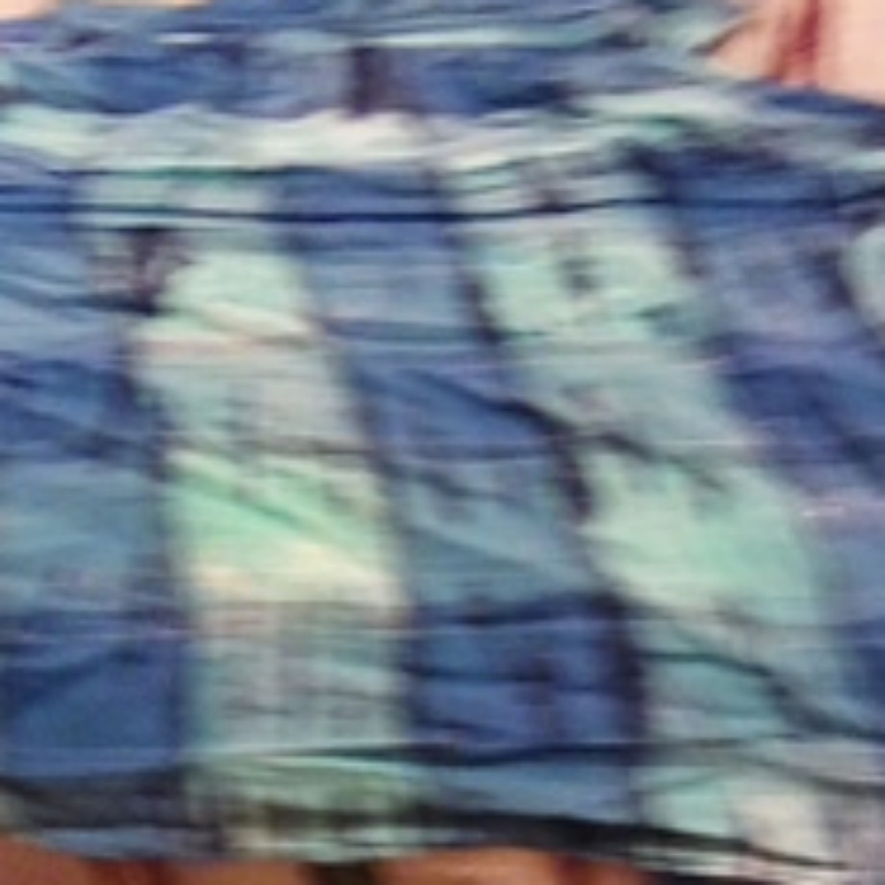 T-shirt - Picture 2 of 4